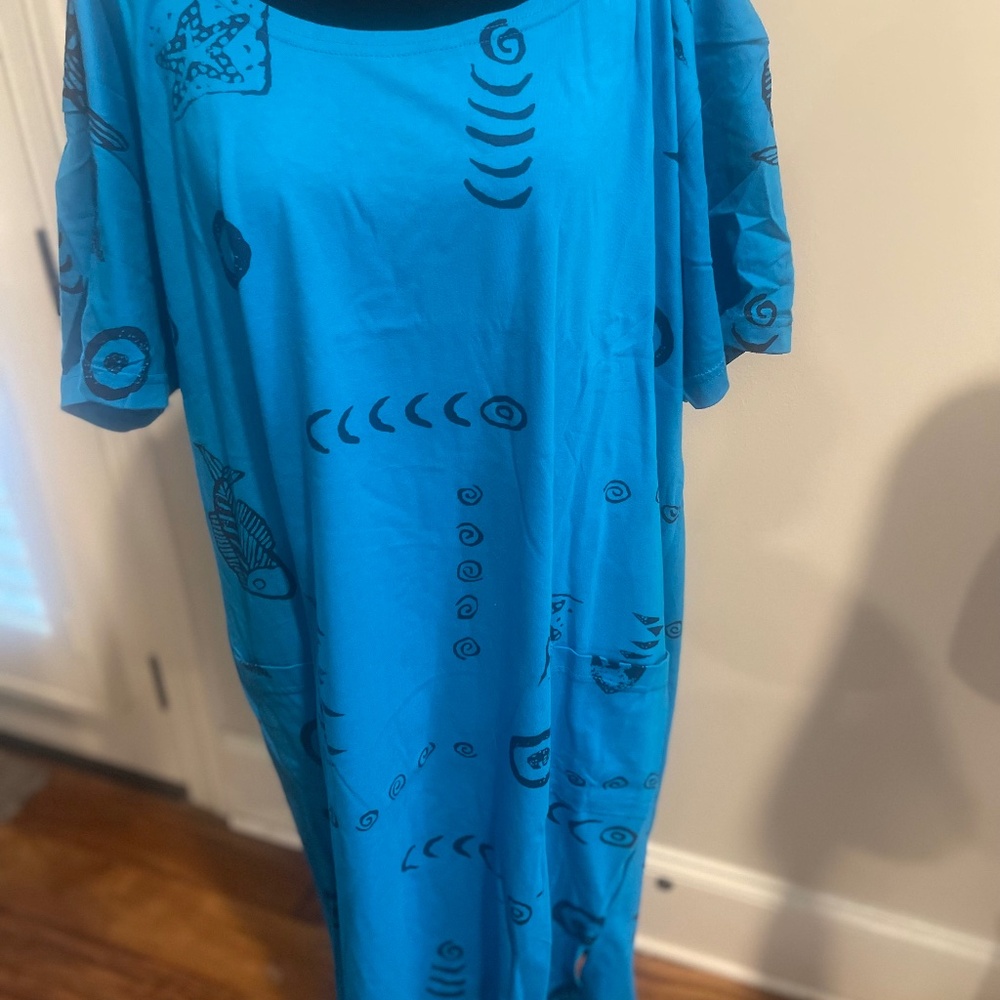 Very cute Teal INGEAR Resort plus size sundress with front pockets. New with tag